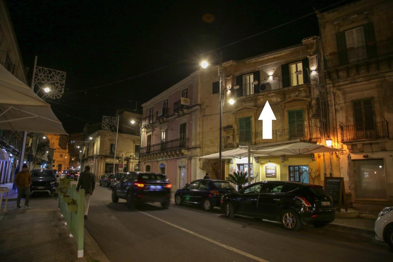 Casa Vacanza Da Dina Modica Exterior foto