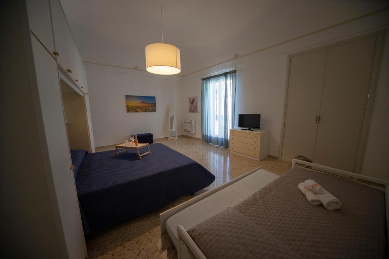 Casa Vacanza Da Dina Modica Exterior foto