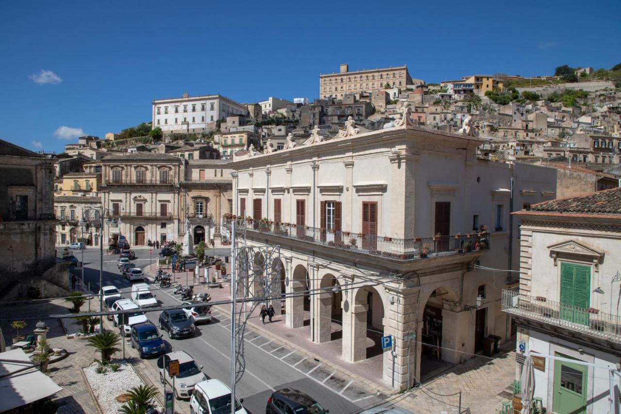 Casa Vacanza Da Dina Modica Exterior foto